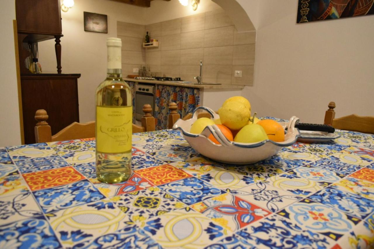 Pietro Holiday Home Castellammare del Golfo Esterno foto